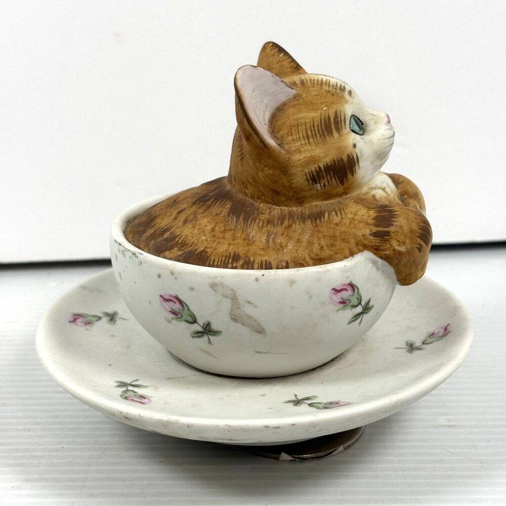 VTG Music Box Cat Figurine In Teacup With Saucer Hand-Painted Ceramic Floral Des - Picture 8 of 16